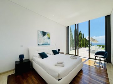 Detached Villa For Sale  in  Select Location