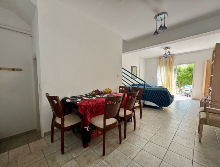 Image No.6-4 Bed Townhouse for sale