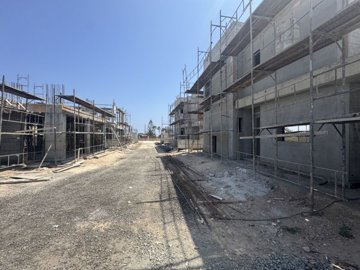 Semi Detached Villa For Sale  in  Erimi