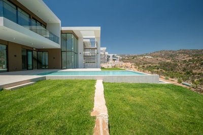 Detached Villa For Sale  in  Pegia