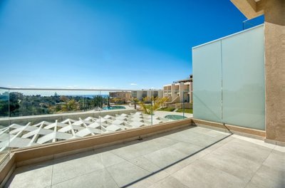 Apartment For Sale  in  Chloraka