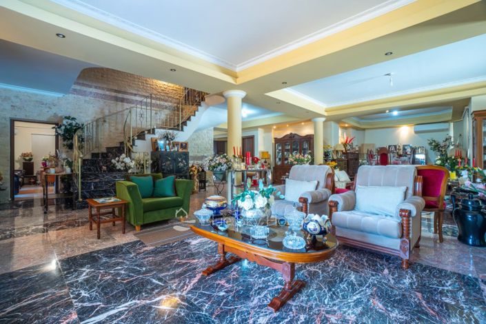 Image No.4-7 Bed Villa for sale