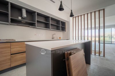 Apartment For Sale  in  Agios Tychonas