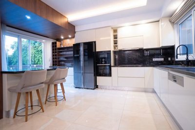 Detached Villa For Sale  in  Agios Tychonas