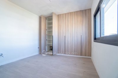 Apartment For Sale  in  Columbia