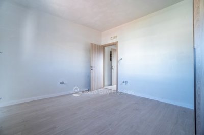 Apartment For Sale  in  Columbia