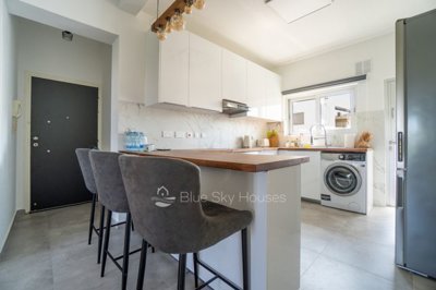 Apartment For Sale  in  Petrou & Pavlou