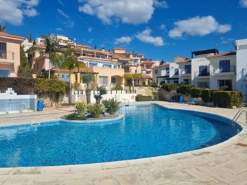 Apartment For Sale  in  Pegia