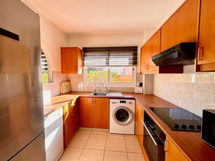 Image No.6-3 Bed Townhouse for sale