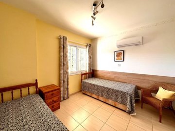 Town House For Sale  in  Kato Paphos - Universal