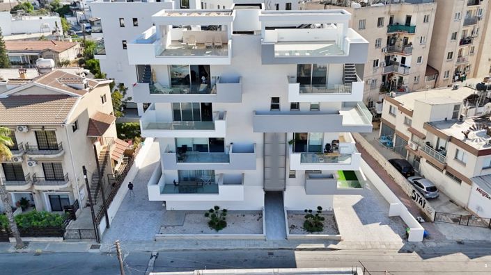 Image No.1-Penthouse de 2 chambres à vendre à Larnaca