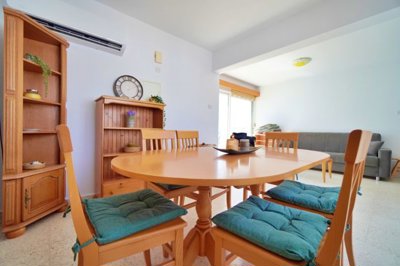 Apartment For Sale  in  Meneou