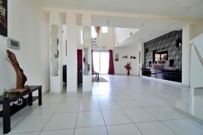 Detached Villa For Sale  in  Paralimni