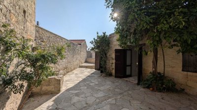 'Listed' Ground Floor House, Dora, Limassol