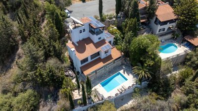 Detached Villa For Sale  in  Tala - Kamares