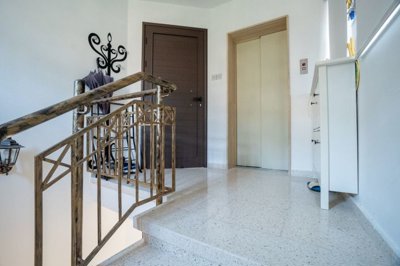 Detached Villa For Sale  in  Tala - Kamares
