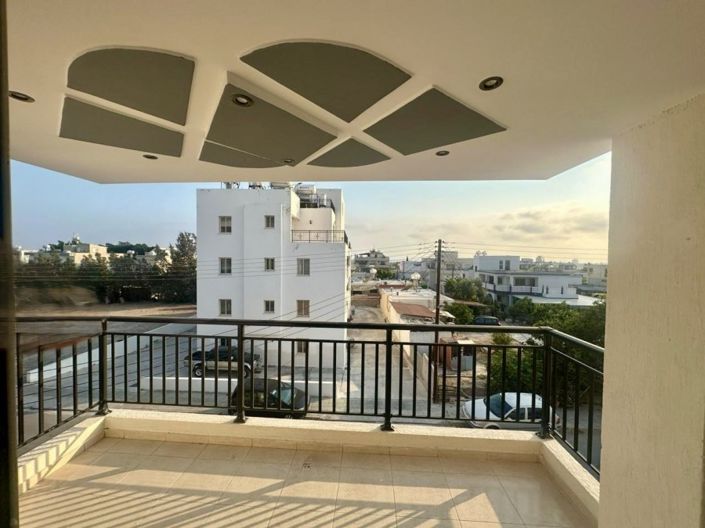 Image No.1-2 Bed Apartment for sale
