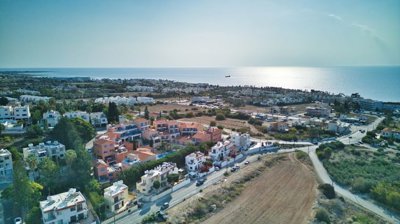 Semi Detached Villa For Sale  in  Chloraka