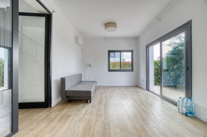 Image No.5-Villa de 1 chambre à vendre à Chloraka