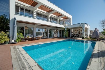 Detached Villa For Sale  in  Geroskipou