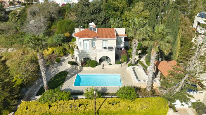 Image No.3-4 Bed Villa for sale