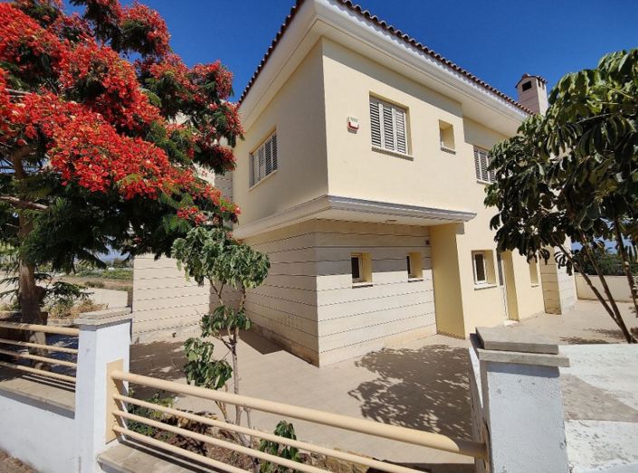 Image No.2-5 Bed Villa for sale