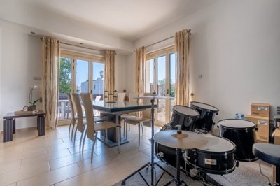 Detached Villa For Sale  in  Select Location