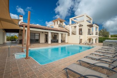 Detached Villa For Sale  in  Kathikas