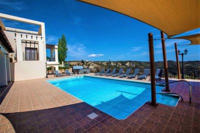 Detached Villa For Sale  in  Kathikas