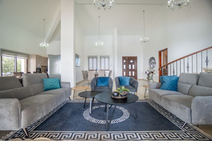 Image No.4-5 Bed Villa for sale