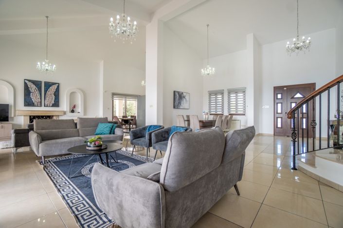 Image No.5-5 Bed Villa for sale