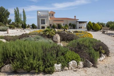 Detached Villa For Sale  in  Select Location