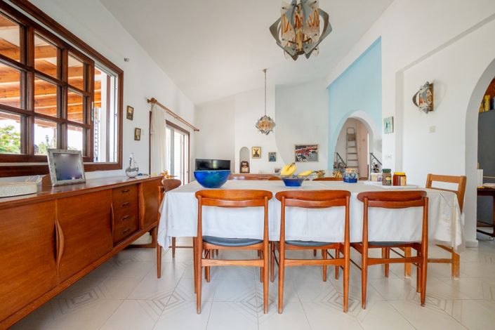 Image No.9-3 Bed Villa for sale