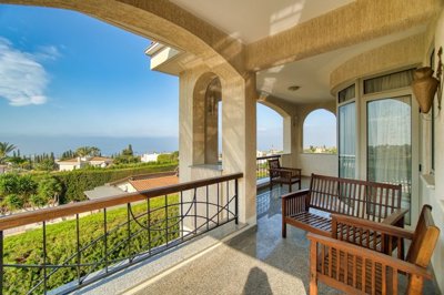 Detached Villa For Sale  in  Tala - Kamares