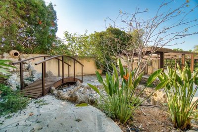 Detached Villa For Sale  in  Tala - Kamares