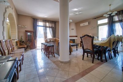 Detached Villa For Sale  in  Tala - Kamares