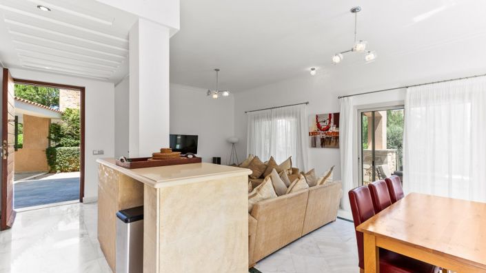 Image No.4-Villa de 3 chambres à vendre à Lachi