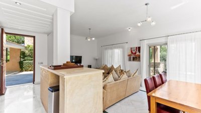 Detached Villa For Sale  in  Latchi