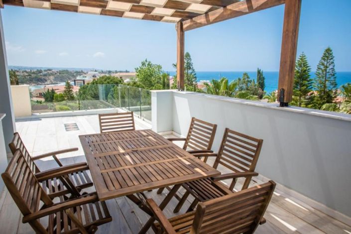 Image No.2-Villa de 4 chambres à vendre à Paphos