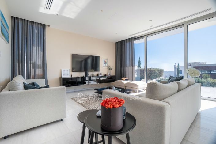 Image No.6-4 Bed Villa for sale