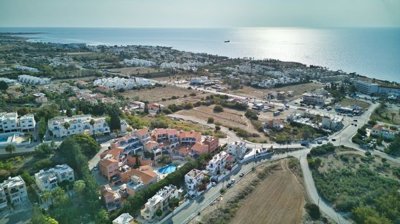 Semi Detached Villa For Sale  in  Chloraka