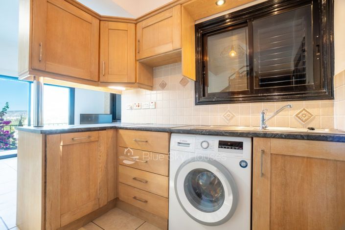 Image No.7-2 Bed Villa for sale