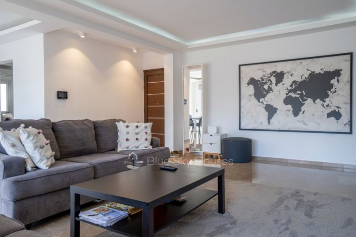 Image No.2-4 Bed Apartment for sale