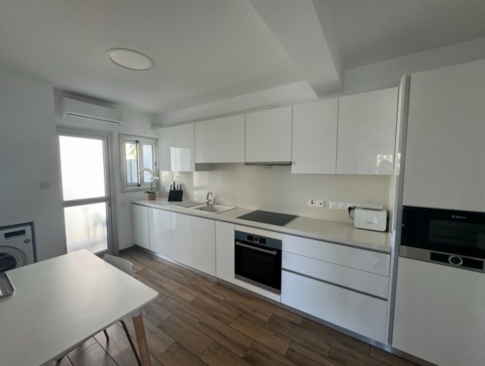 Image No.4-4 Bed Apartment for sale