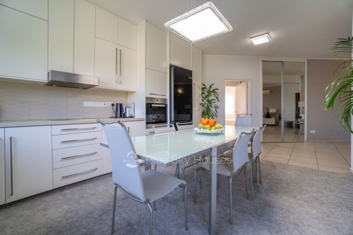 Image No.9-Appartement de 3 chambres à vendre à Agios Athanasios