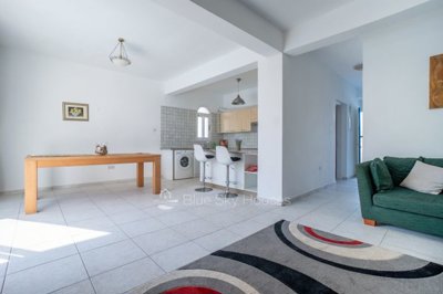 Detached Villa For Sale  in  Geroskipou