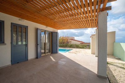 Detached Villa For Sale  in  Tala - Kamares