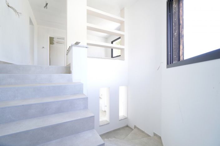 Image No.7-4 Bed Villa for sale