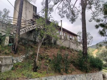 Detached Villa For Sale  in  Select Location