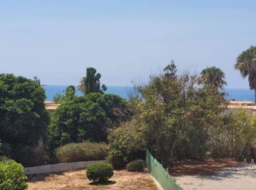 Detached Villa For Sale  in  Chloraka